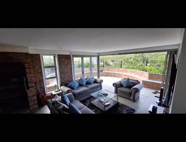 2 BEDROOM APARTMENT FOR SALE IN ISLAND VIEW